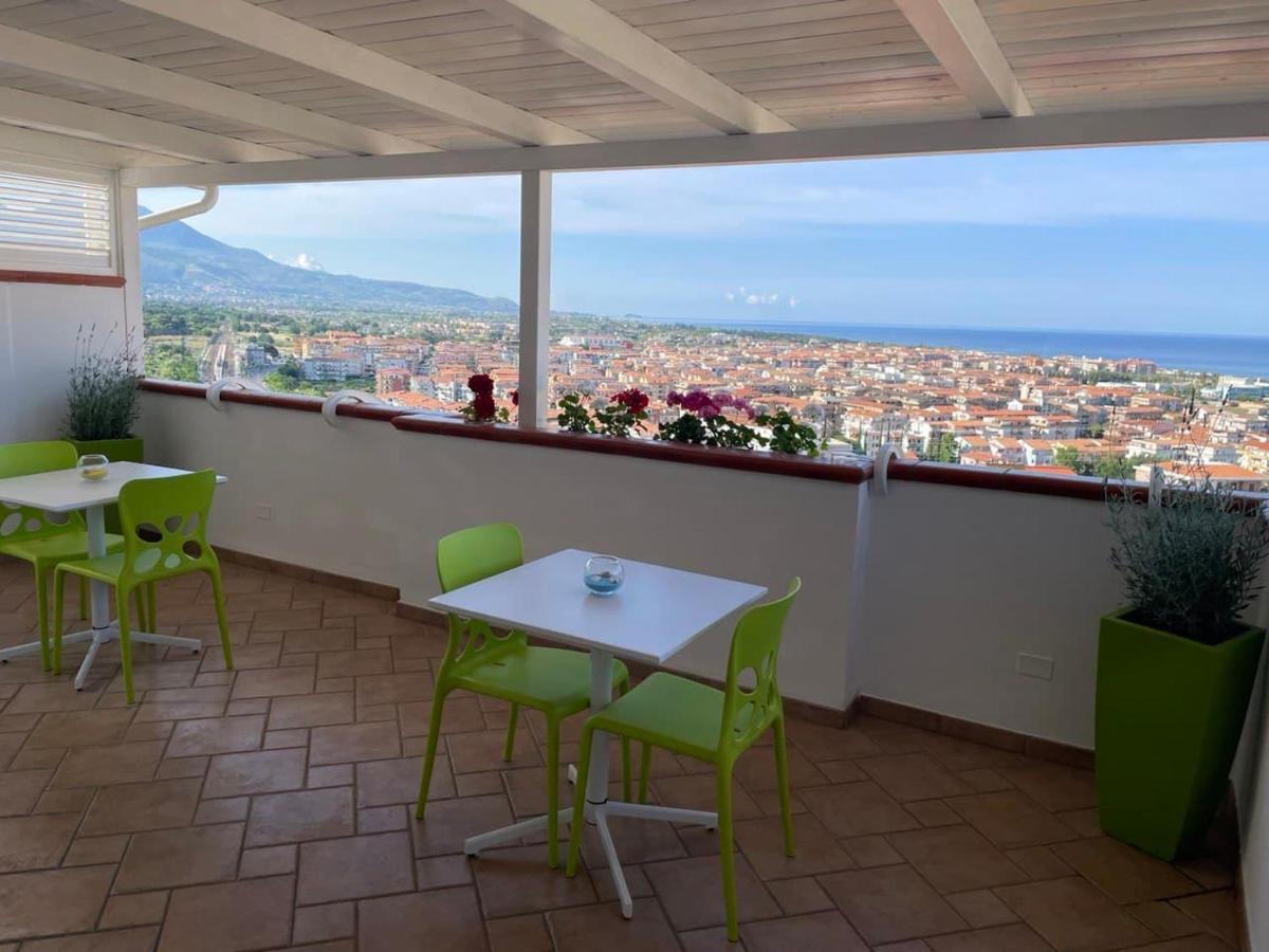 Il Belvedere Guest House Scalea Exterior foto
